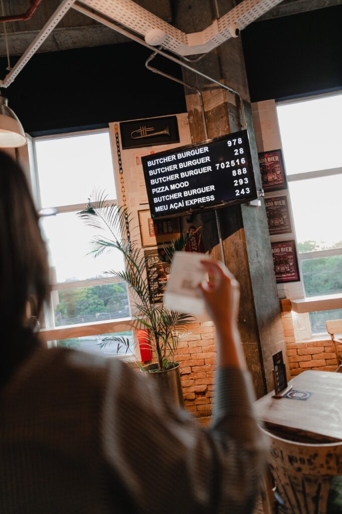Possibilidade de organização também pelo nome do cliente!